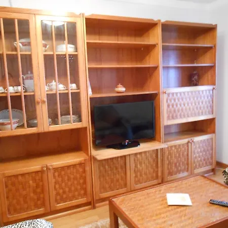 Apartamento Oliveira Apartment *